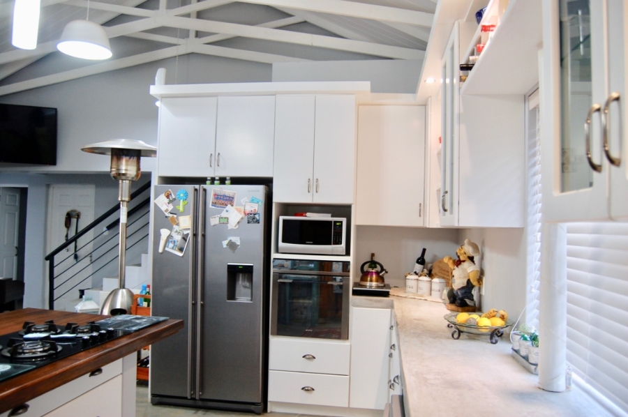 3 Bedroom Property for Sale in Bergsig Western Cape